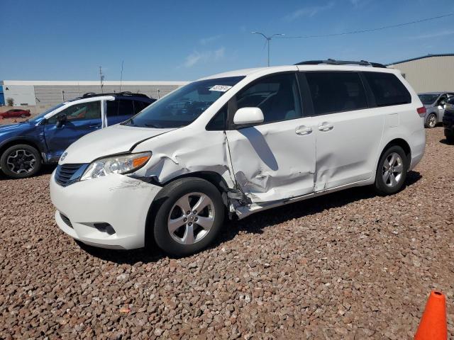 TOYOTA SIENNA LE 2013 with VIN 5TDKK3DC3DS382097 - Photo from auction
