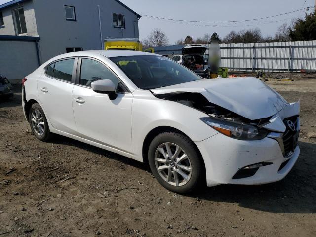 Photo 4 from auction – 2018 MAZDA 3 SPORT with VIN 3MZBN1U74JM193403