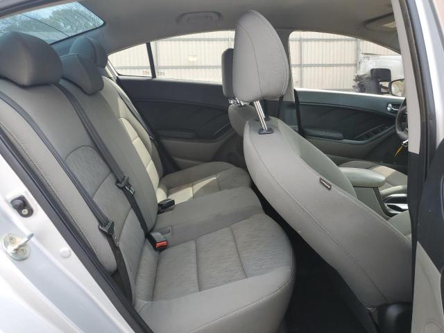 Photo 10 from auction – 2015 KIA FORTE LX with VIN KNAFK4A63F5380586