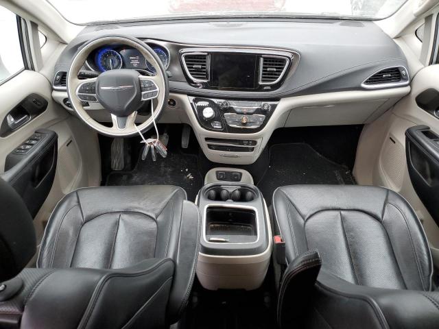 Photo 8 from auction – 2017 CHRYSLER PACIFICA L with VIN 2C4RC1GG1HR670181