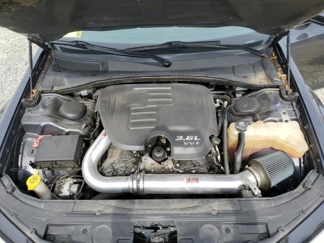 Photo 11 from auction – 2016 CHRYSLER 300 LIMITE with VIN 2C3CCAAG5GH123728