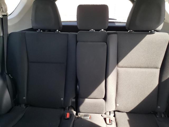 Photo 10 from auction – 2017 TOYOTA RAV4 LE with VIN 2T3BFREV1HW686721