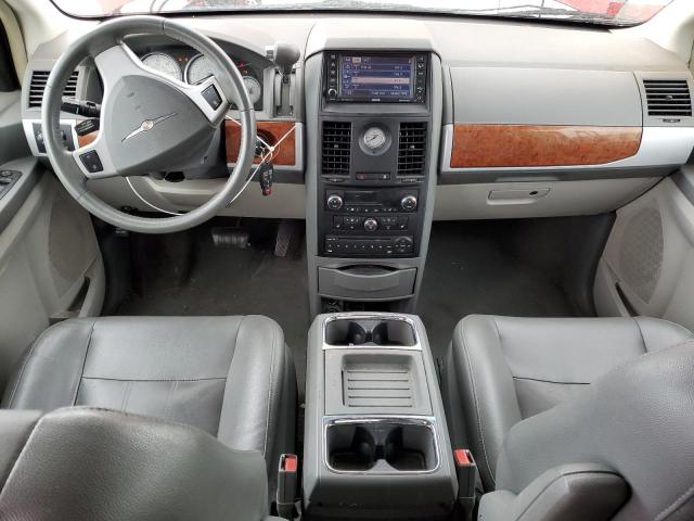 Photo 8 from auction – 2008 CHRYSLER TOWN & COU with VIN 2A8HR54P68R778052