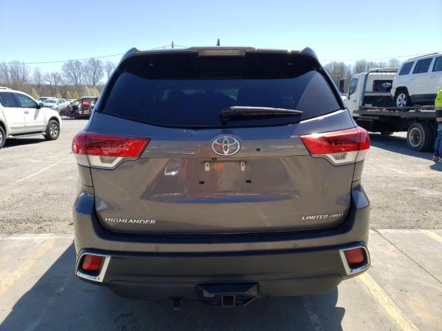 Photo 6 from auction – 2017 TOYOTA HIGHLANDER with VIN 5TDDZRFH0HS465217