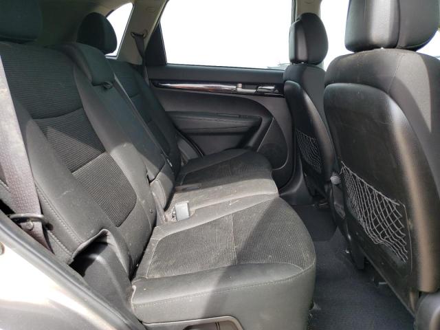 Photo 10 from auction – 2015 KIA SORENTO LX with VIN 5XYKT4A77FG595533