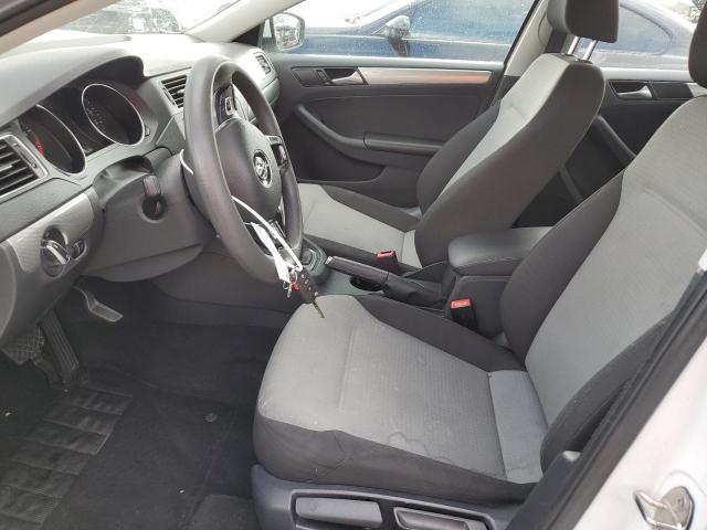 Photo 7 from auction – 2017 VOLKSWAGEN JETTA S with VIN 3VW2B7AJ1HM233698