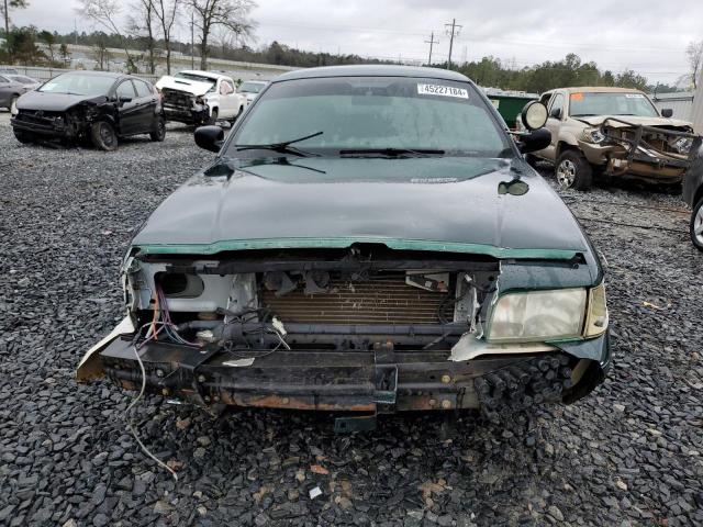 Photo 5 from auction – 2005 FORD CROWN VICT with VIN 2FAHP71W85X149345