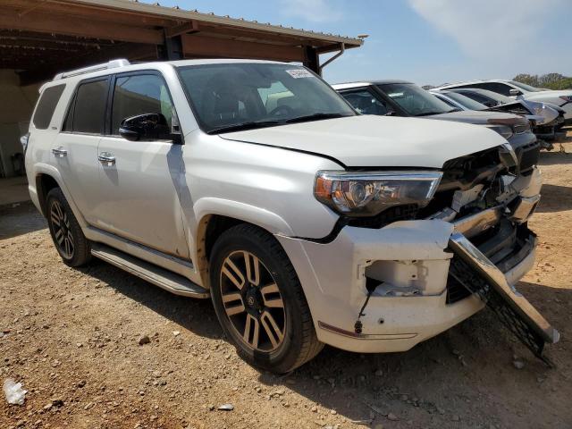 Photo 4 from auction – 2015 TOYOTA 4RUNNER SR with VIN JTEZU5JRXF5097849