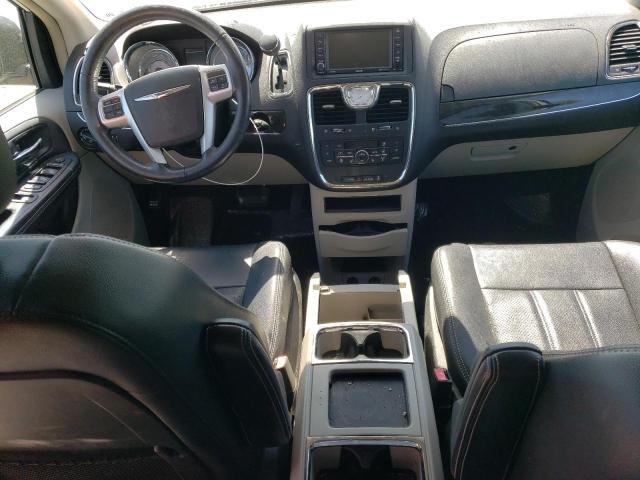 Photo 8 from auction – 2015 CHRYSLER TOWN & COU with VIN 2C4RC1CG0FR675455
