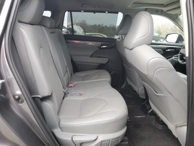 Photo 11 from auction – 2021 TOYOTA HIGHLANDER with VIN 5TDDZRBH9MS539864