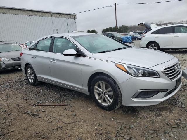 Photo 4 from auction – 2016 HYUNDAI SONATA SE with VIN 5NPE24AF8GH294724