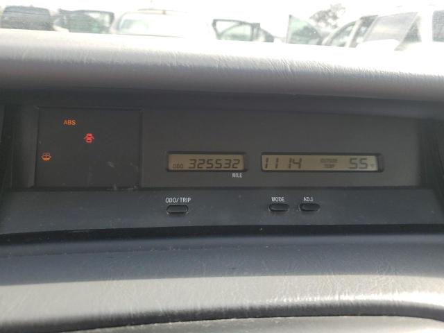 Photo 9 from auction – 2001 TOYOTA AVALON XL with VIN 4T1BF28B81U125584