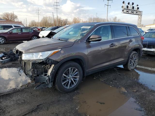 Photo 1 from auction – 2019 TOYOTA HIGHLANDER with VIN 5TDJZRFH9KS996457