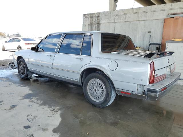 Photo 2 from auction – 1990 OLDSMOBILE 98 REGENCY with VIN 1G3CX54C2L4338913