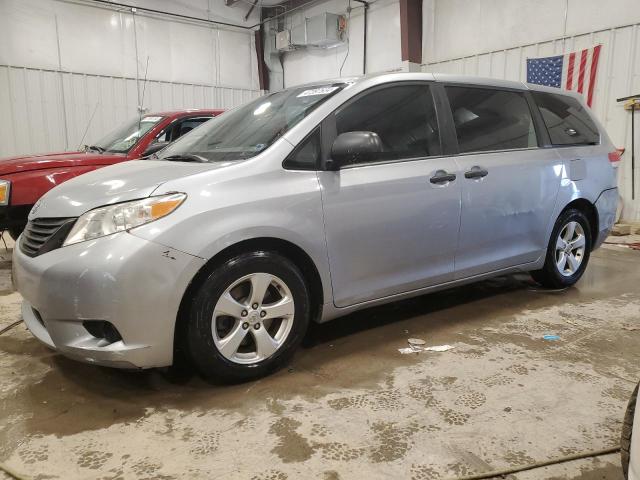 TOYOTA SIENNA 2013 with VIN 5TDZK3DC4DS374279 - Photo from auction
