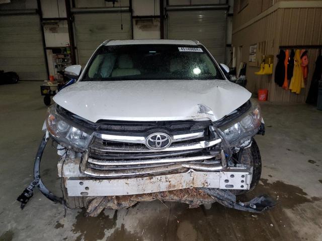 Photo 5 from auction – 2016 TOYOTA HIGHLANDER with VIN 5TDYKRFH3GS140226