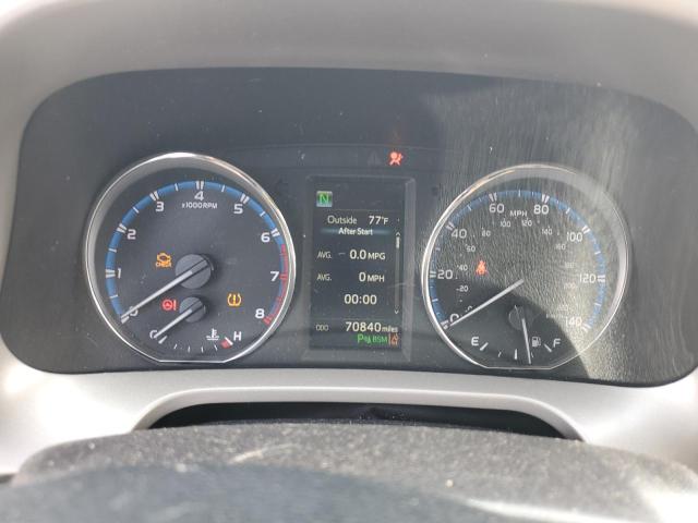Photo 9 from auction – 2018 TOYOTA RAV4 LIMIT with VIN 2T3DFREV2JW834700