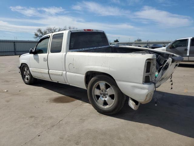 Photo 2 from auction – 2005 CHEVROLET C1500 SILV with VIN 2GCEC19V851251426