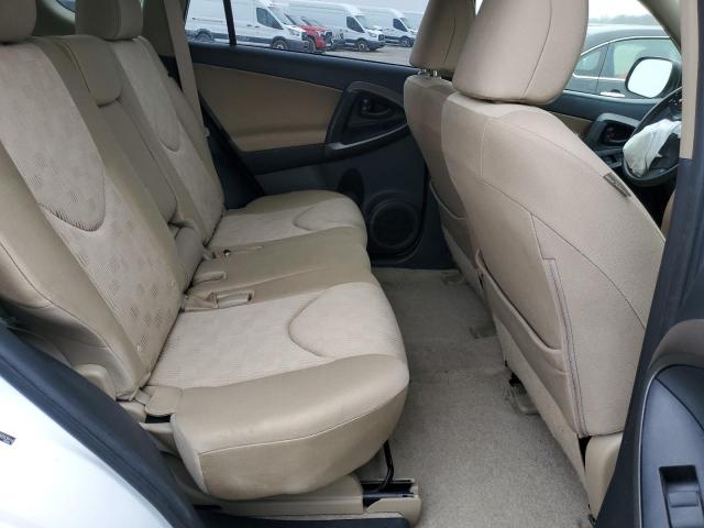 Photo 11 from auction – 2012 TOYOTA RAV4 with VIN JTMBF4DV1C5053916