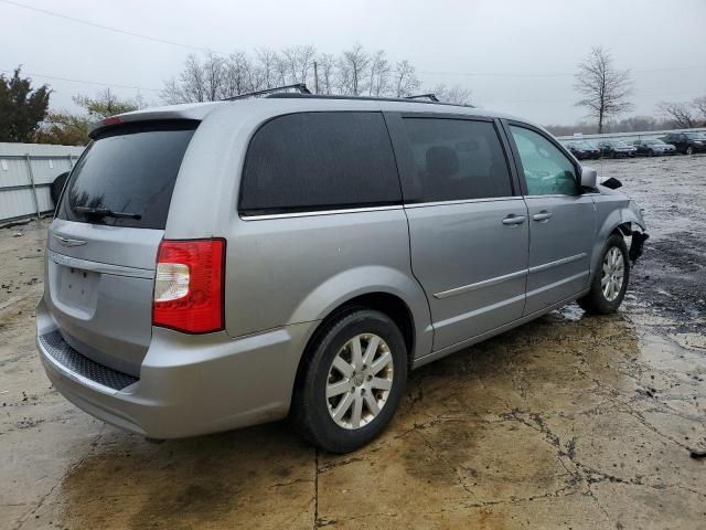 Photo 3 from auction – 2016 CHRYSLER TOWN & COU with VIN 2C4RC1BG3GR199656