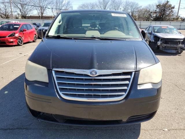 Photo 5 from auction – 2010 CHRYSLER TOWN AND C with VIN 2A4RR4DE1AR316535