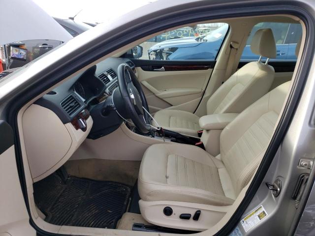 Photo 7 from auction – 2013 VOLKSWAGEN PASSAT SEL with VIN 1VWCH7A38DC093617