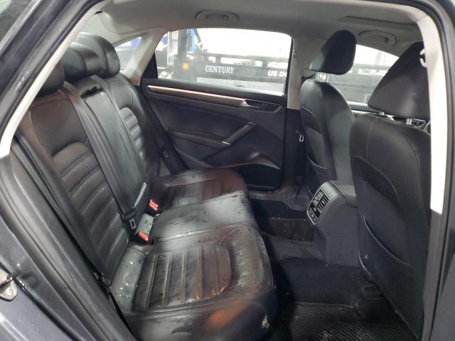 Photo 10 from auction – 2017 VOLKSWAGEN PASSAT SEL with VIN 1VWCT7A32HC018030