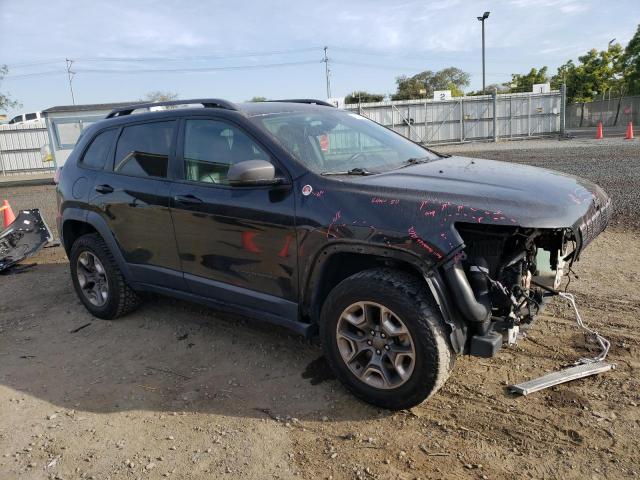 Photo 4 from auction – 2019 JEEP CHEROKEE T with VIN 1C4PJMBX3KD362073