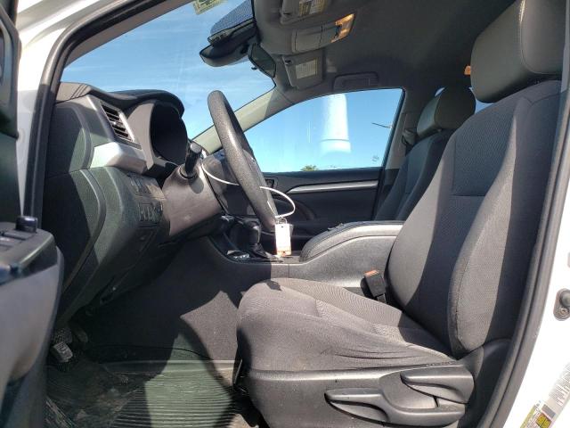 Photo 7 from auction – 2017 TOYOTA HIGHLANDER with VIN 5TDBGRFH1HS033832