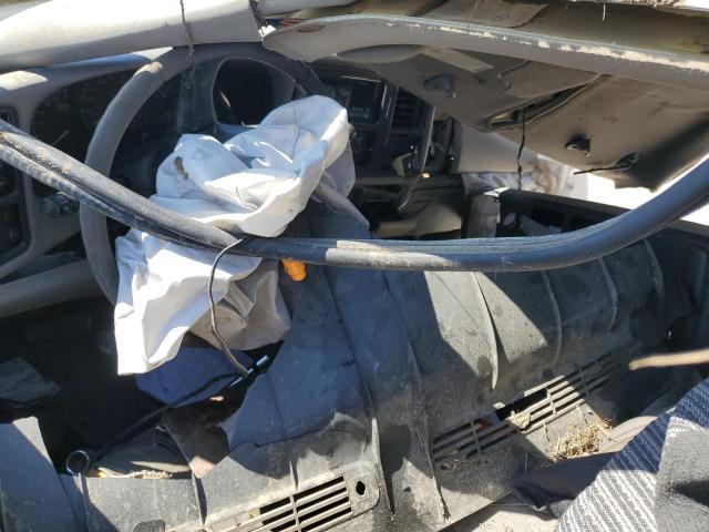 Photo 8 from auction – 2000 CHEVROLET SILVERADO with VIN 1GCGK29UXYE433608