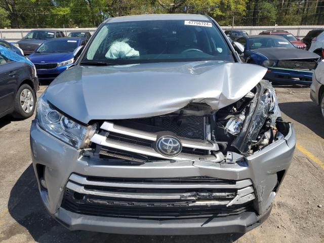 Photo 5 from auction – 2018 TOYOTA HIGHLANDER with VIN 5TDZZRFH8JS284815