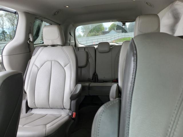 Photo 10 from auction – 2017 CHRYSLER PACIFICA T with VIN 2C4RC1EG4HR593065