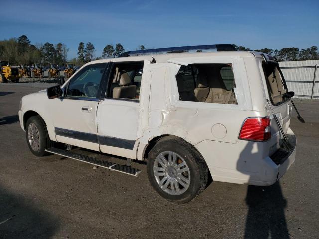 Photo 2 from auction – 2011 LINCOLN NAVIGATOR with VIN 5LMJJ2J58BEJ10140