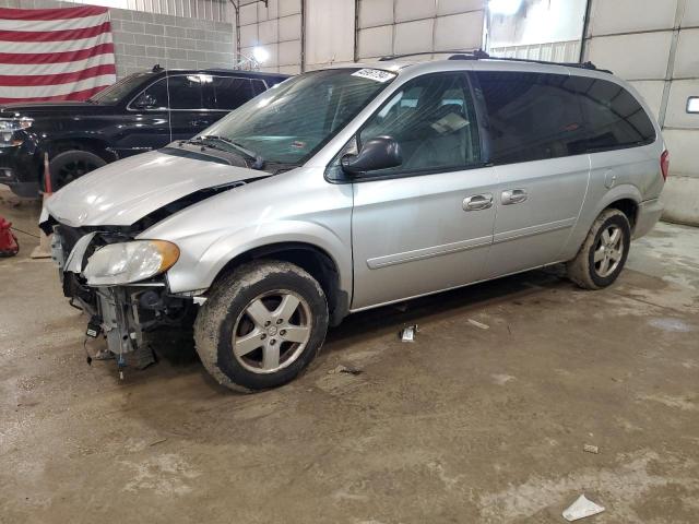 DODGE GRAND CARA 2005 with VIN 2D4GP44L55R483345 - Photo from auction