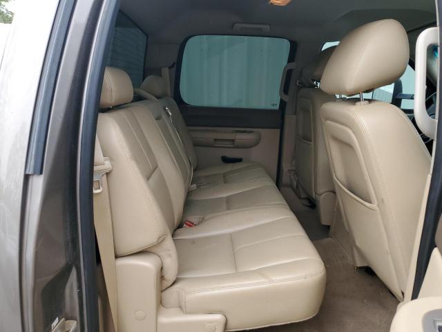 Photo 10 from auction – 2014 GMC SIERRA K25 with VIN 1GT120CG7EF101791