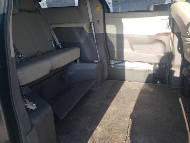 Photo 11 from auction – 2014 TOYOTA SIENNA XLE with VIN 5TDYK3DC7ES483669
