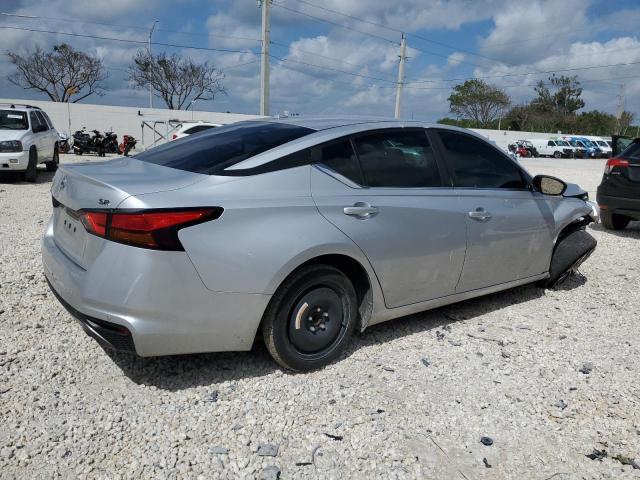 Photo 3 from auction – 2020 NISSAN ALTIMA SR with VIN 1N4BL4CV2LC208632