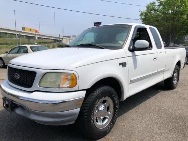 Photo 2 from auction – 2002 FORD F150 with VIN 1FTRX17W32NA35219