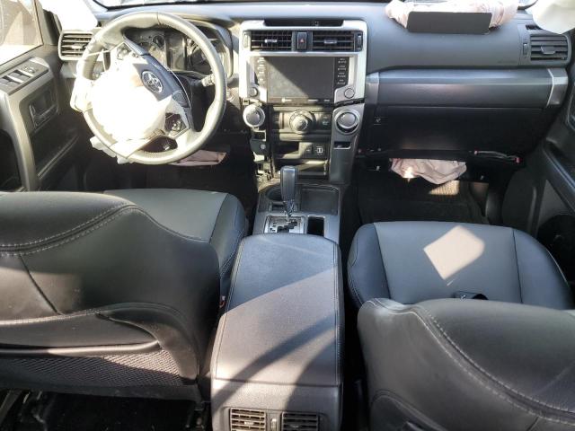 Photo 8 from auction – 2022 TOYOTA 4RUNNER SR with VIN JTEFU5JR6N5274334