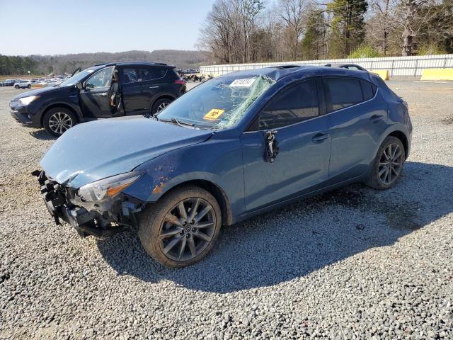 MAZDA 3 TOURING 2018 with VIN 3MZBN1L3XJM230548 - Photo from auction