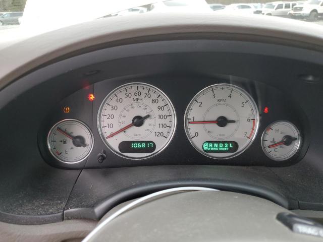 Photo 9 from auction – 2005 CHRYSLER TOWN & COU with VIN 2C8GP64L25R222570