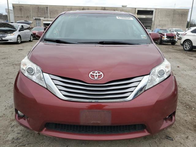 Photo 5 from auction – 2015 TOYOTA SIENNA XLE with VIN 5TDDK3DC9FS104638