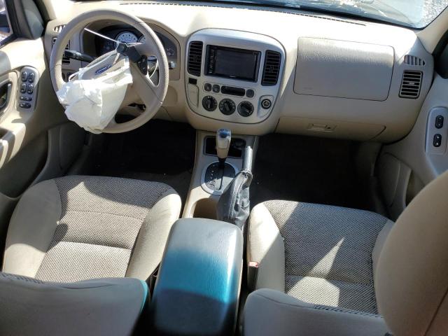 Photo 8 from auction – 2005 FORD ESCAPE XLT with VIN 1FMCU93115KA10392