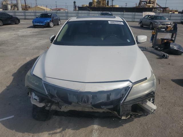 Photo 5 from auction – 2016 ACURA ILX PREMIU with VIN 19UDE2F7XGA011628