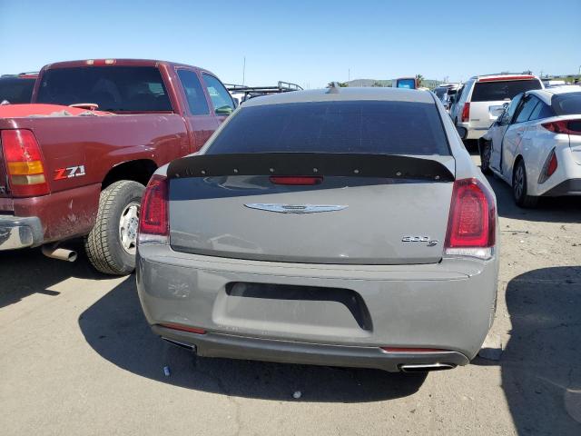 Photo 6 from auction – 2017 CHRYSLER 300 S with VIN 2C3CCABT5HH577636