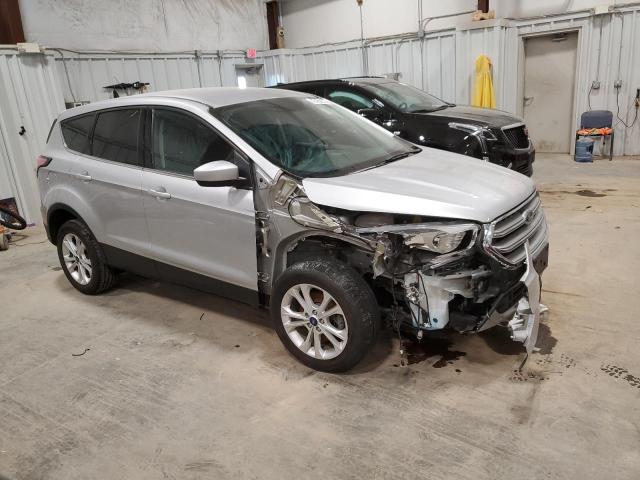 Photo 4 from auction – 2017 FORD ESCAPE SE with VIN 1FMCU0GD4HUE87956