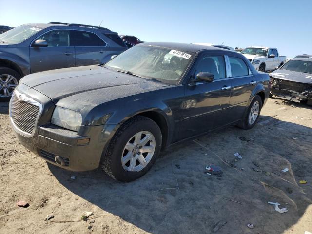 CHRYSLER 300 2005 with VIN 2C3JA43R45H632865 - Photo from auction