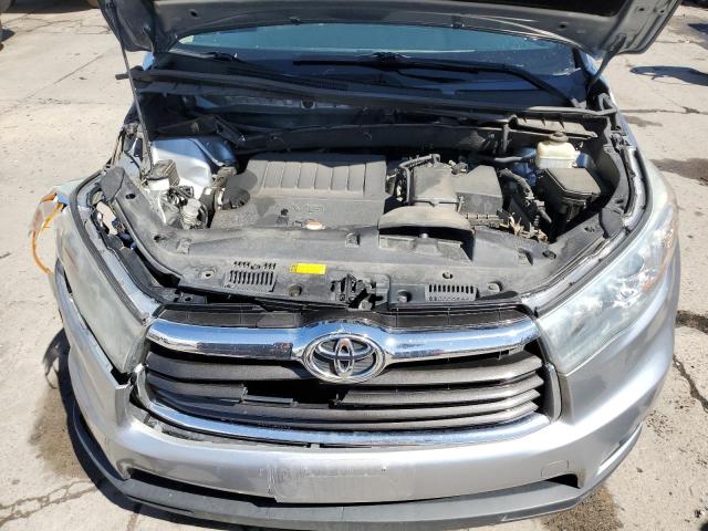 Photo 12 from auction – 2016 TOYOTA HIGHLANDER with VIN 5TDJKRFHXGS324323