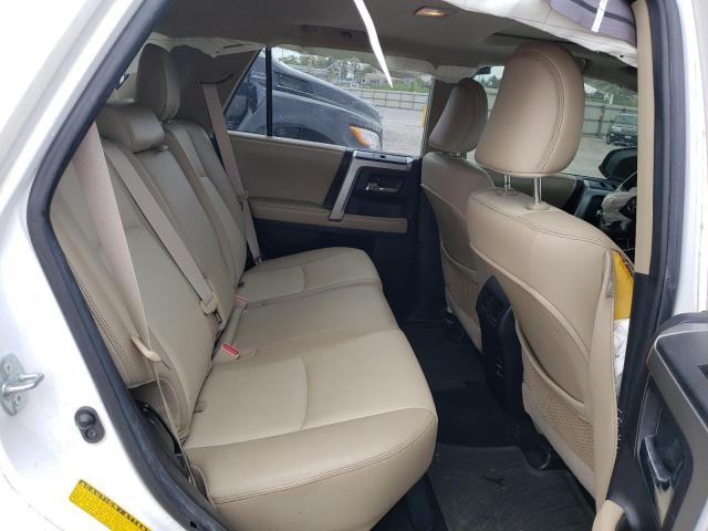 Photo 11 from auction – 2016 TOYOTA 4RUNNER SR with VIN JTEZU5JR4G5110144