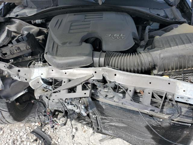 Photo 11 from auction – 2017 CHRYSLER 300 LIMITE with VIN 2C3CCAAG8HH521887